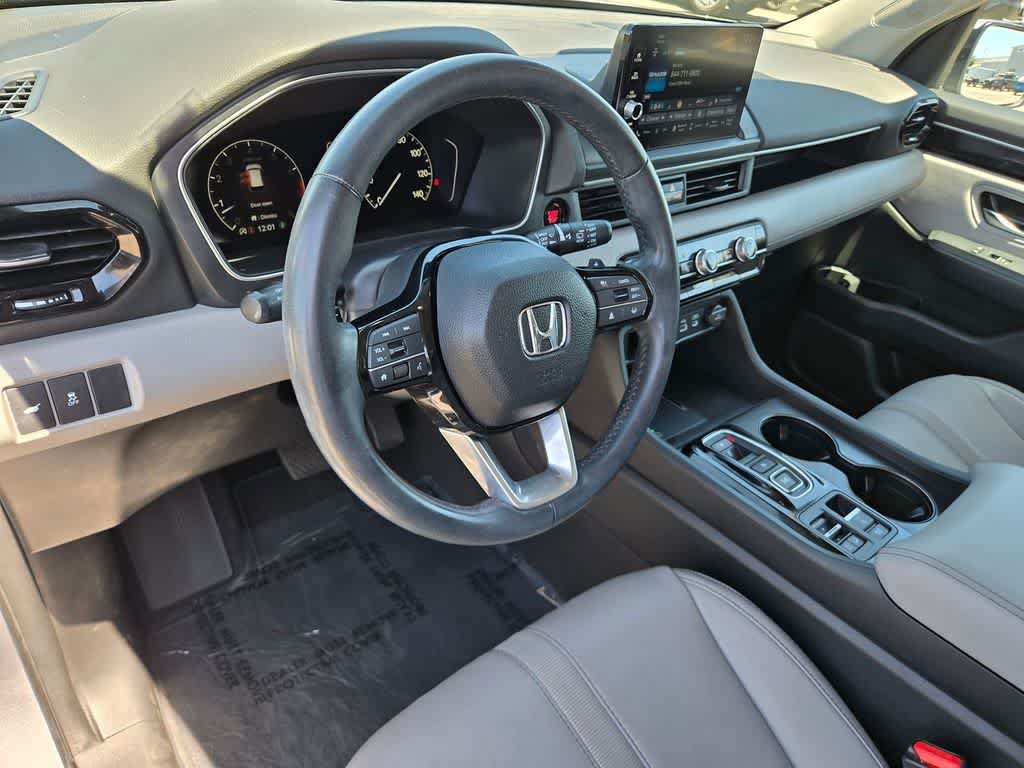 Used 2023 Honda Pilot EX-L image 10