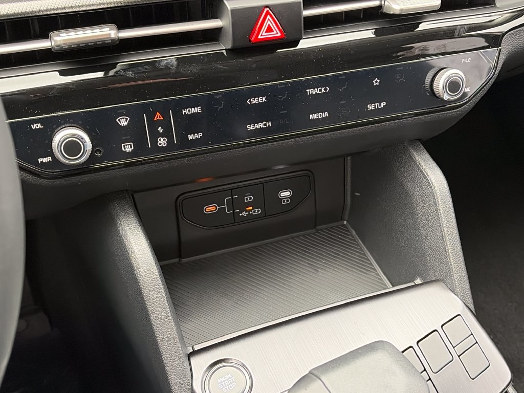 New 2027 Kia Sportage LX FWD image 19