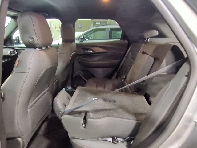 Used 2023 Chevrolet TrailBlazer RS w/ Convenience Package AWD/4WD image 17