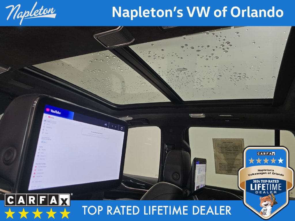Used 2023 Cadillac Escalade V w/ LPO, ONYX Package AWD/4WD image 38