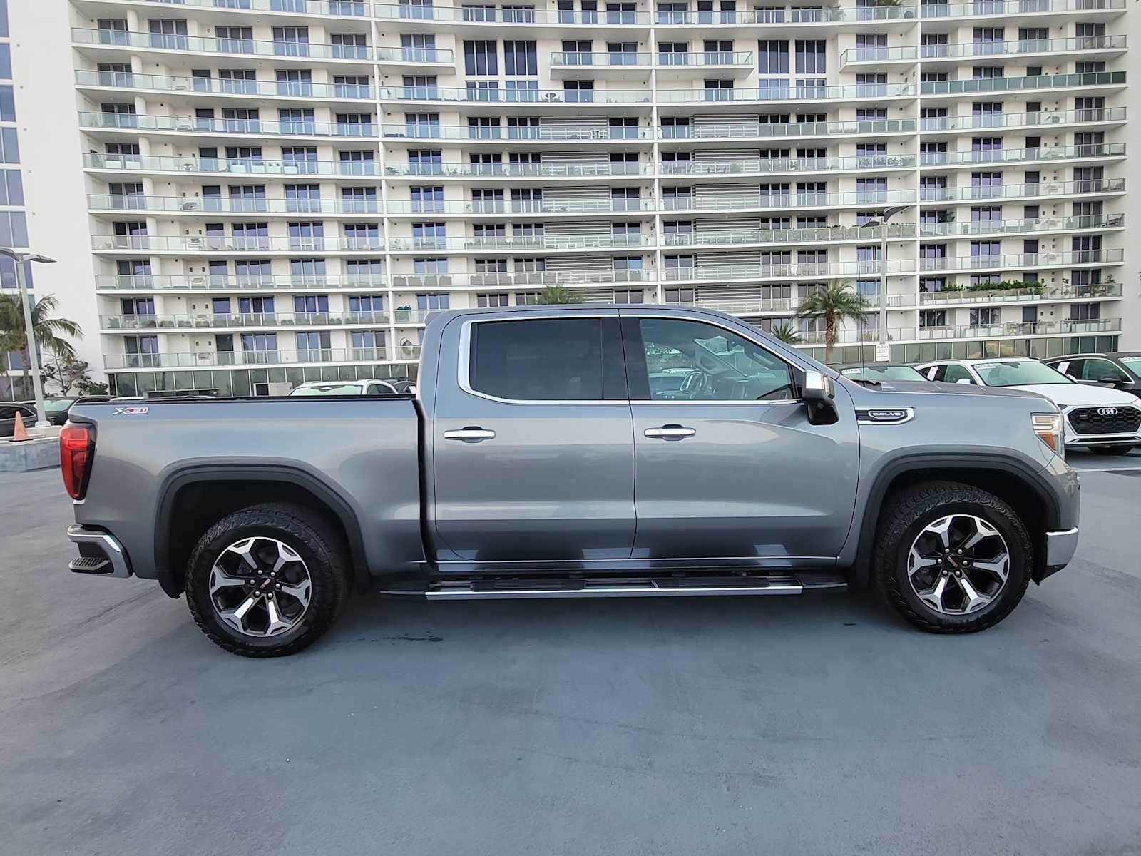 Used 2020 GMC Sierra 1500 SLT w/ SLT Premium Plus Package AWD/4WD image 7