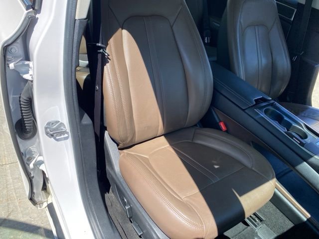 Used 2015 Lincoln MKZ AWD w/ Equipment Group 102A Reserve image 34