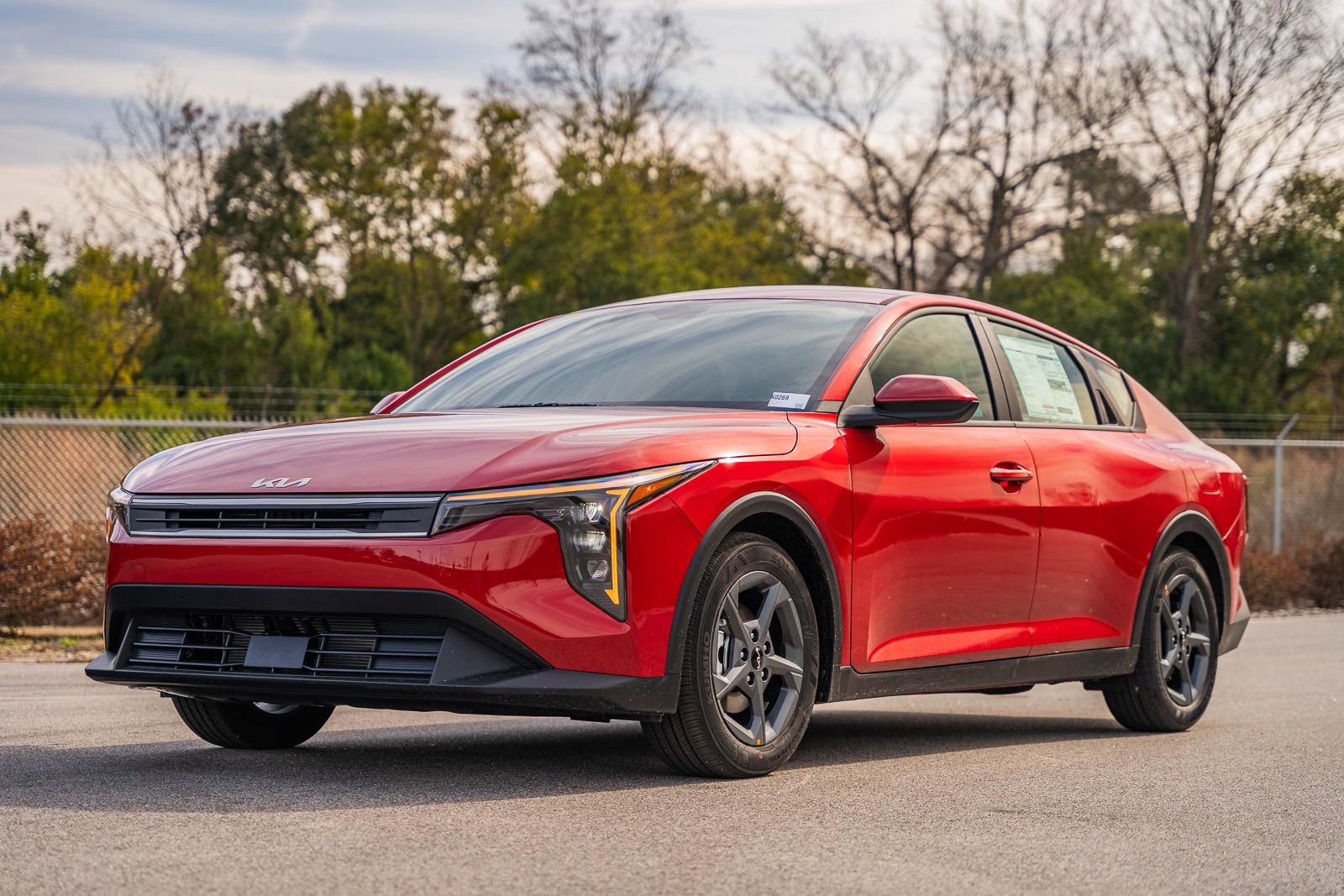 New 2026 Kia K4 LXS image 2