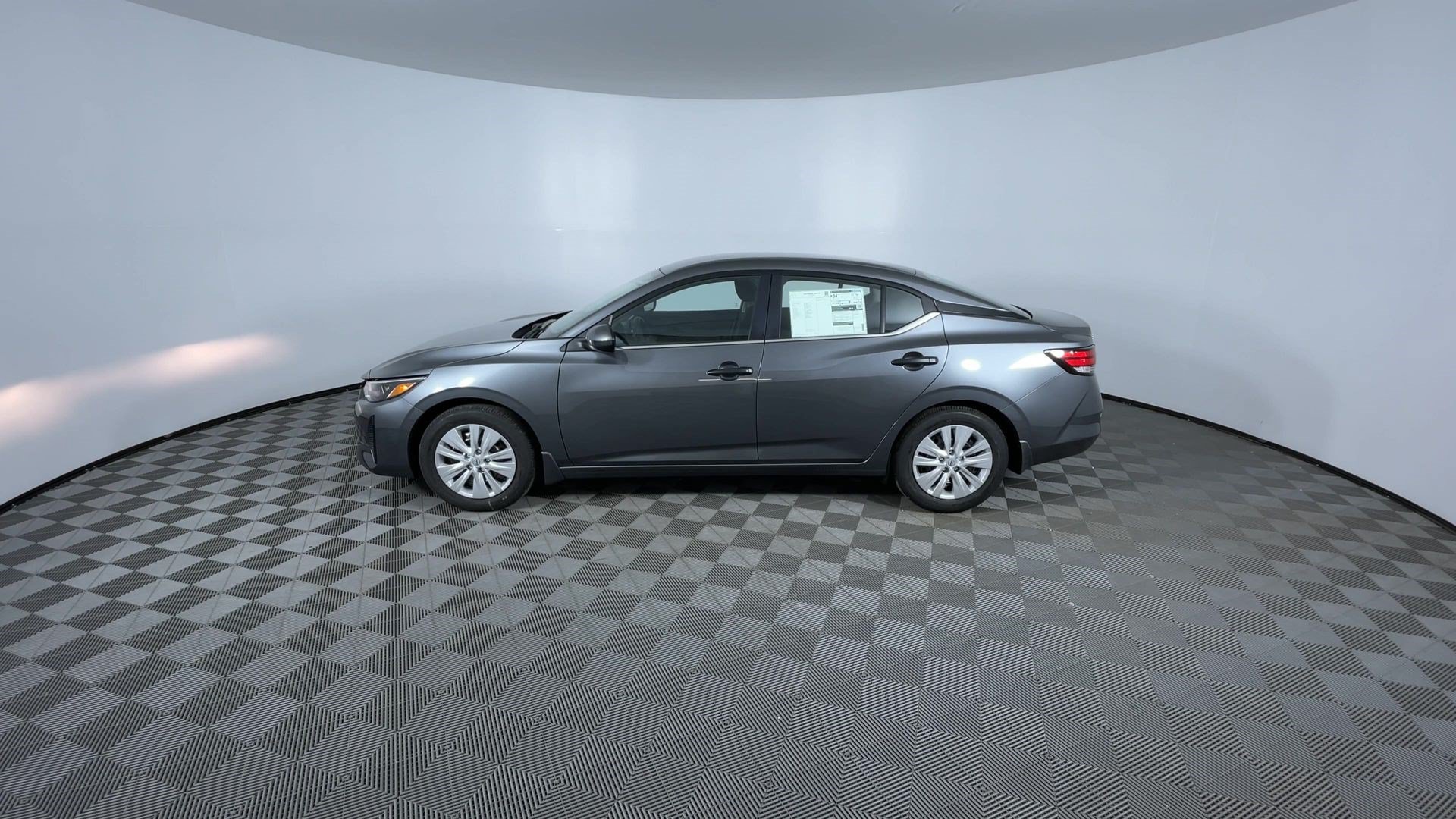 Certified 2025 Nissan Sentra S FWD image 5