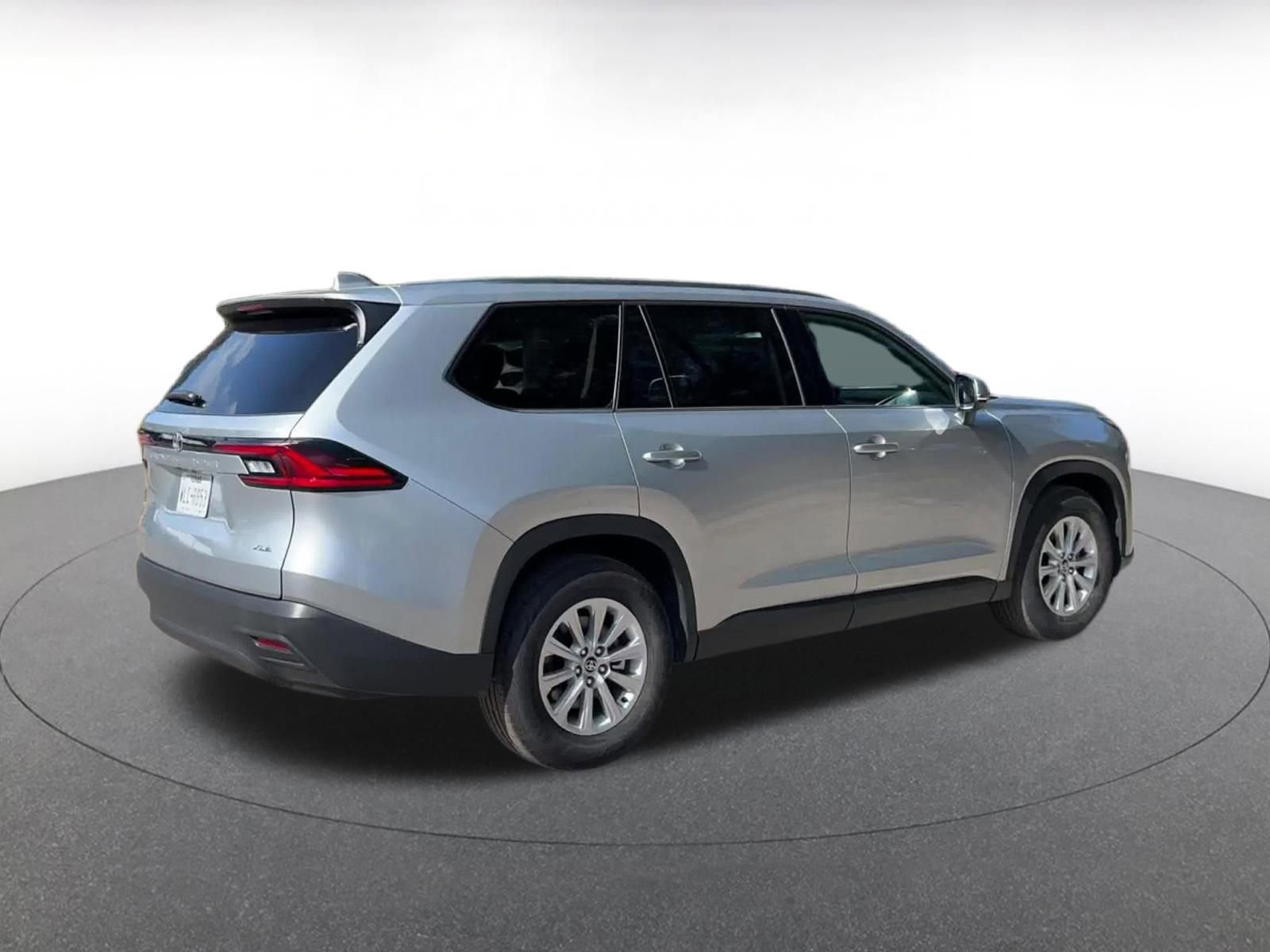 Used 2025 Toyota Grand Highlander FWD image 15