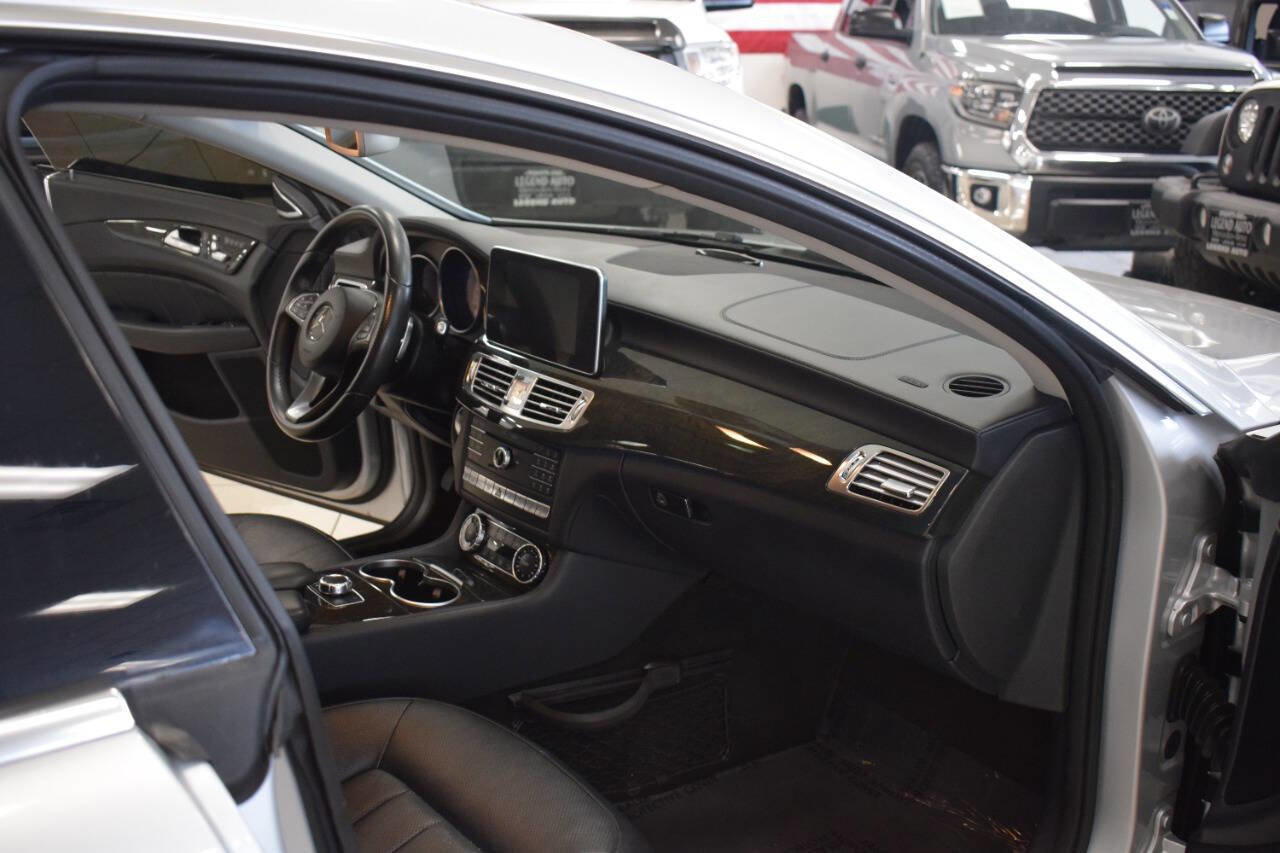 Used 2016 Mercedes-Benz CLS 400 CLS 400 4dr Sedan image 41