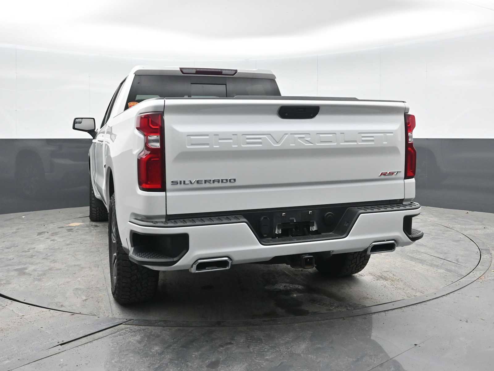 Used 2020 Chevrolet Silverado 1500 RST AWD/4WD image 10