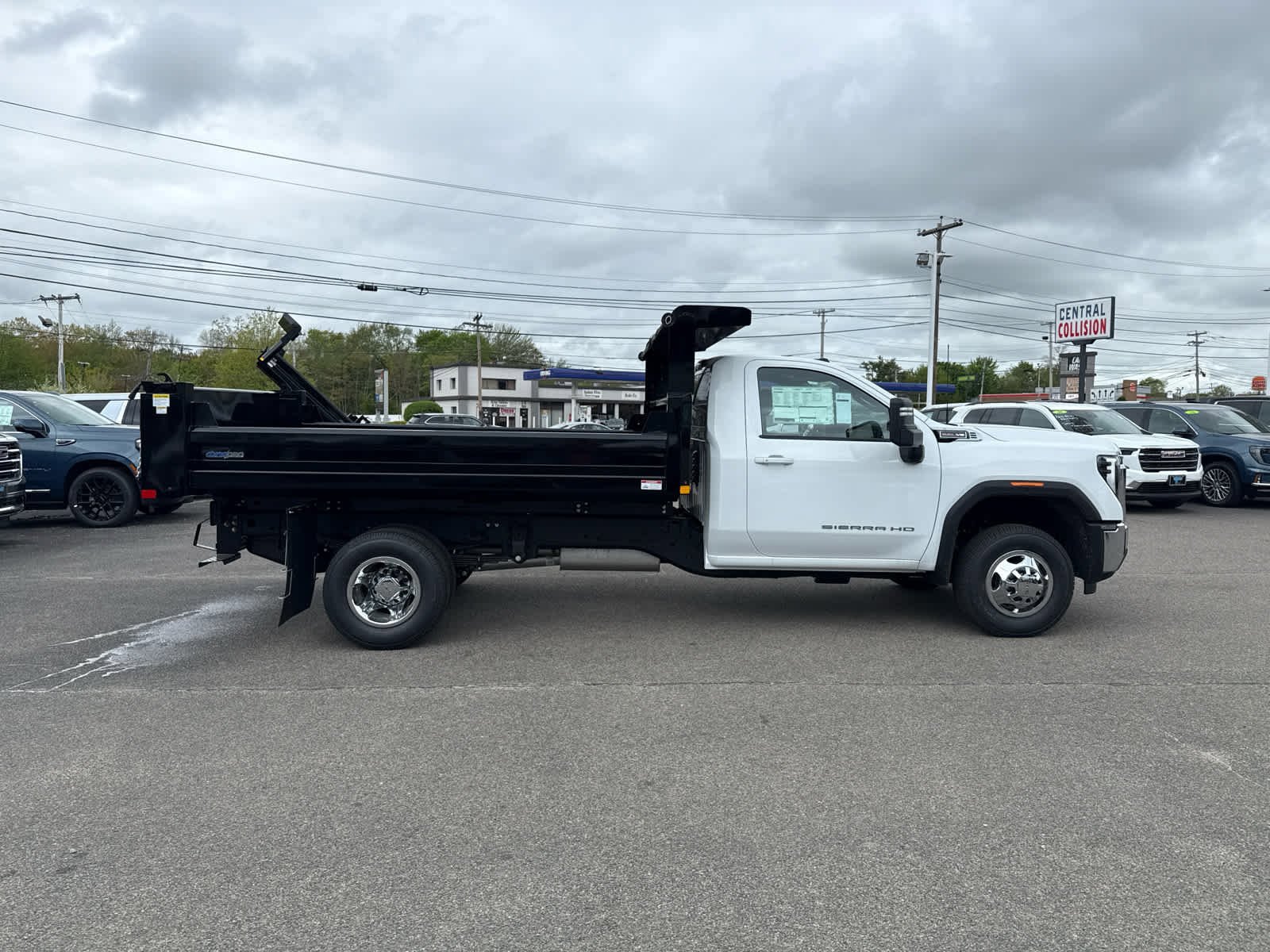New 2026 GMC Sierra 3500 SLE w/ SLE Convenience Package AWD/4WD image 6