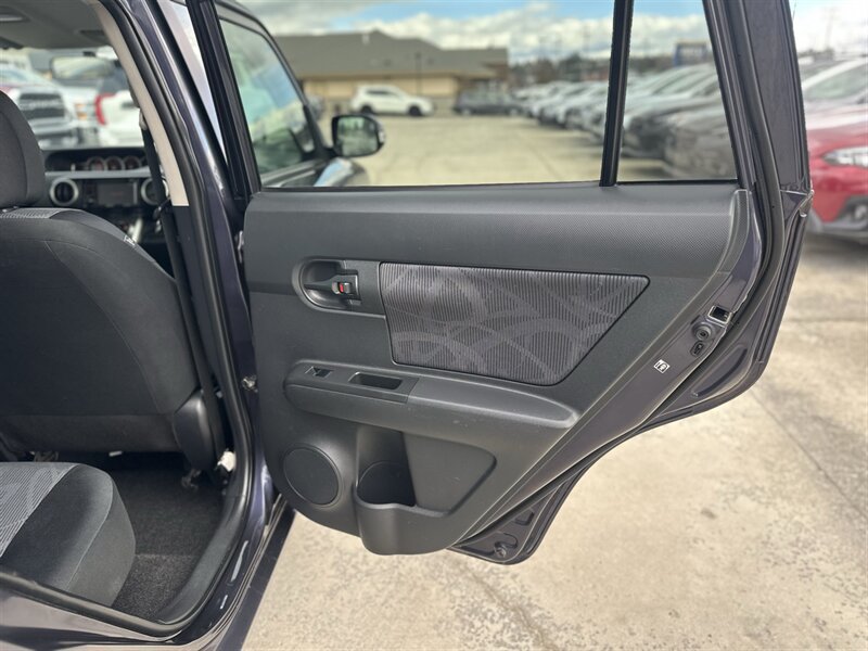 Used 2012 Scion xB FWD image 15
