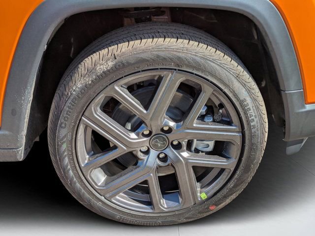 New 2026 Jeep Compass Latitude image 9