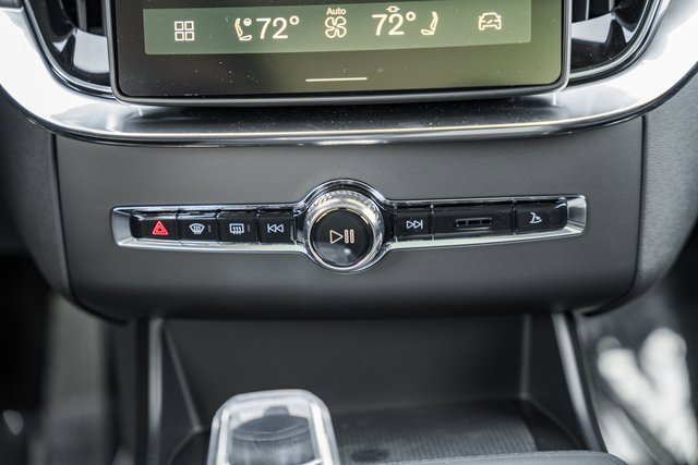 New 2026 Volvo XC90 B6 Ultra image 22