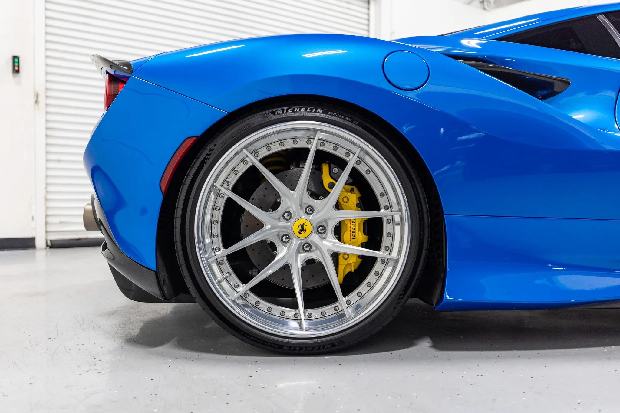 Used 2020 Ferrari F8 Tributo RWD image 26