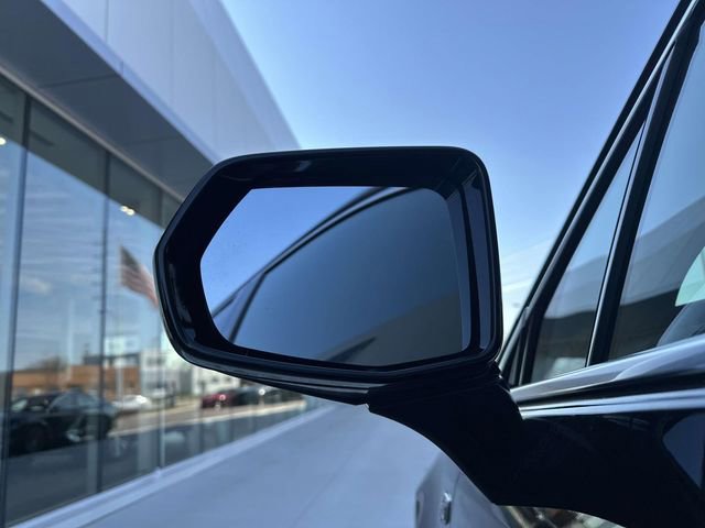 Certified 2023 Cadillac XT5 Luxury FWD image 12