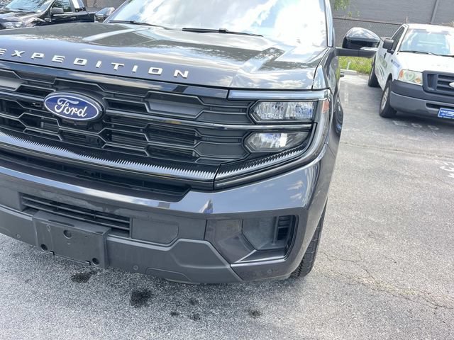 Used 2025 Ford Expedition Active AWD/4WD image 11