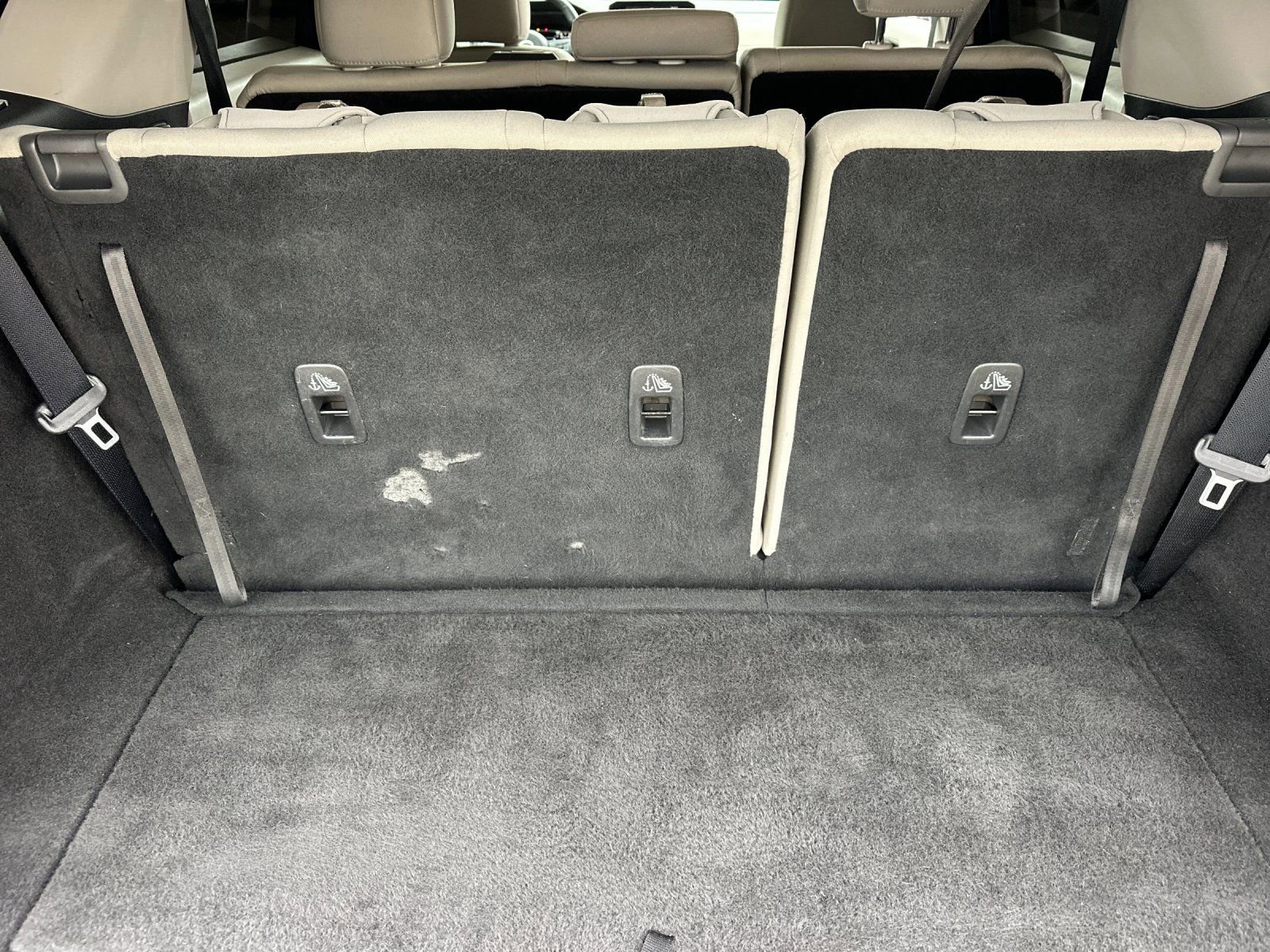 Used 2022 Nissan Pathfinder SV FWD image 15