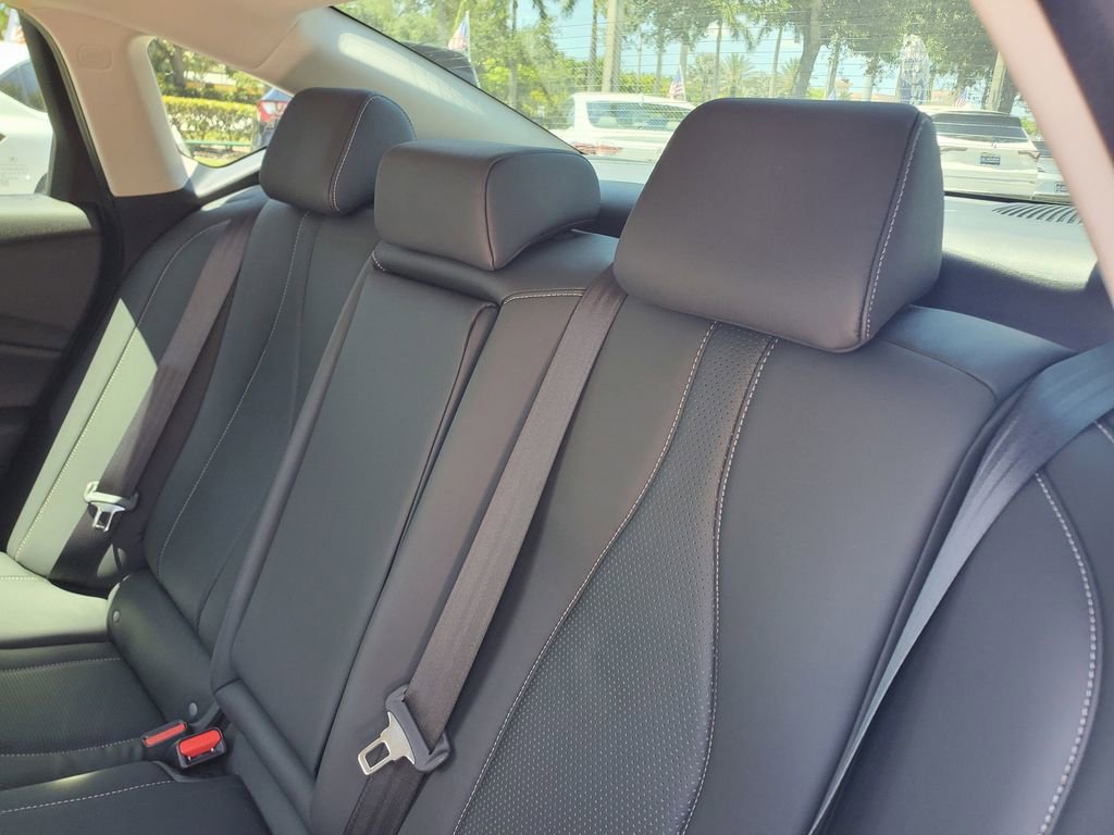 Used 2023 Acura TLX w/ Technology Package FWD image 11