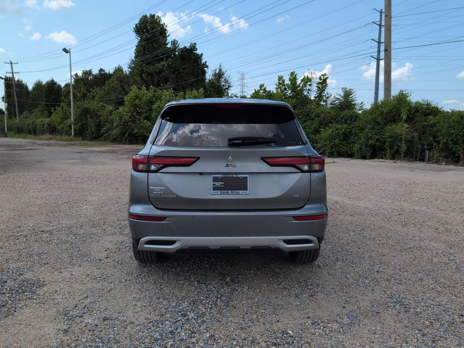 Used 2024 Mitsubishi Outlander SE AWD/4WD image 5