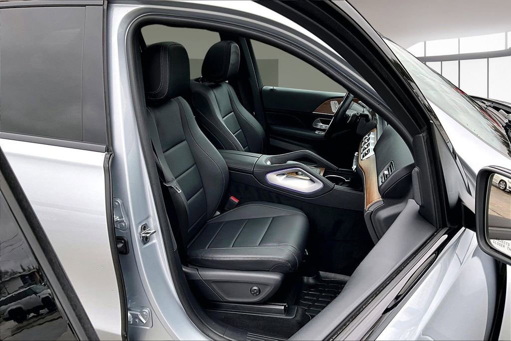 Certified 2025 Mercedes-Benz GLE 450e 4MATIC image 7