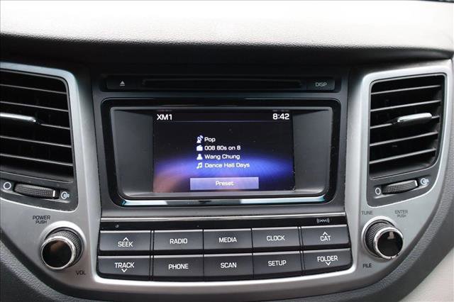 Used 2016 Hyundai Tucson Sport image 18