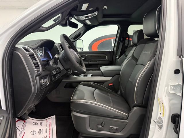 New 2026 RAM 3500 Laramie AWD/4WD image 10