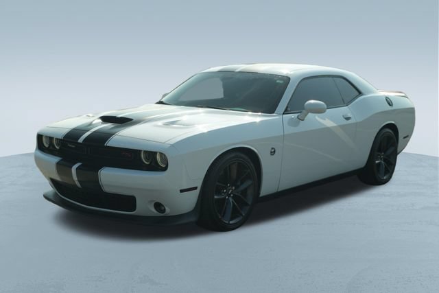 Used 2019 Dodge Challenger R/T Scat Pack RWD image 3
