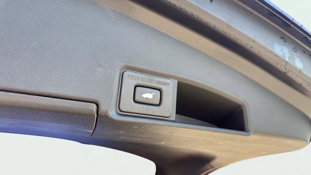 Used 2022 Acura RDX AWD w/ A-Spec & Advance Pkg image 10