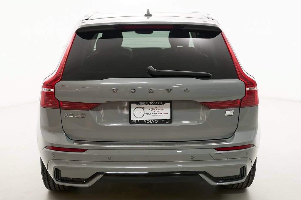 Certified 2024 Volvo XC60 T8 Plus AWD/4WD image 8
