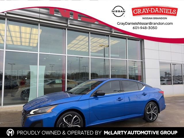 Certified 2025 Nissan Altima 2.5 SR image 1