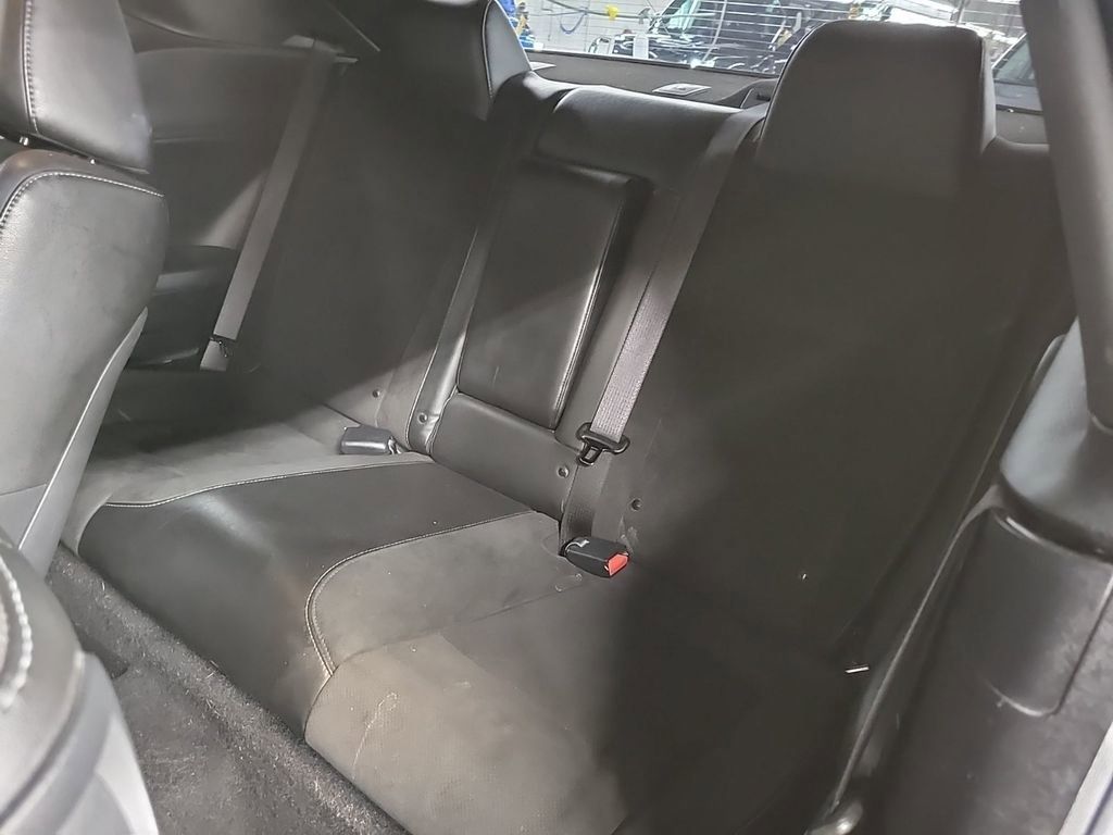 Used 2021 Dodge Challenger R/T w/ T/A Package image 6