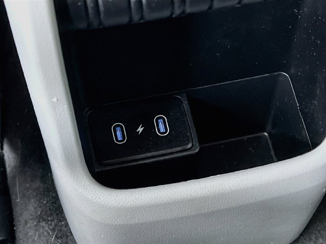 Used 2025 Hyundai Kona SEL AWD/4WD image 29