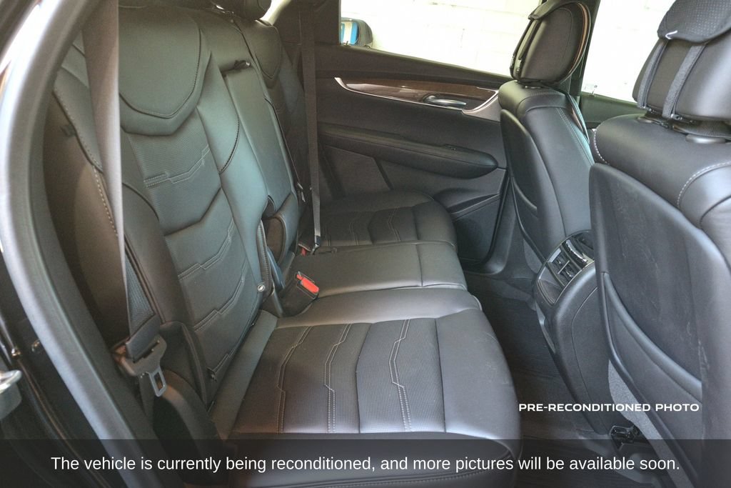 Used 2021 Cadillac XT5 Sportv w/ Platinum Package AWD/4WD image 13