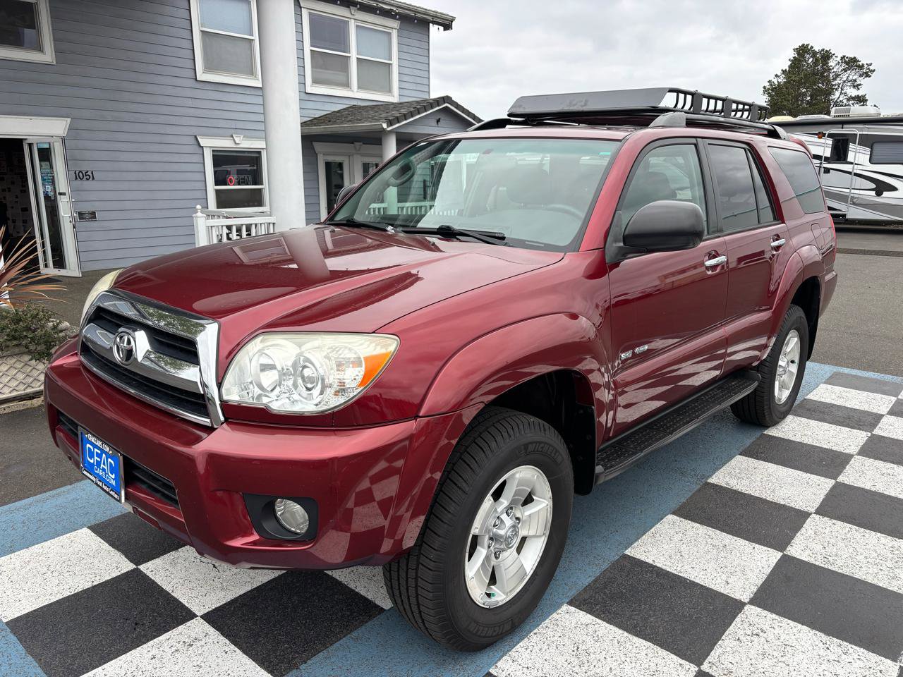 Used 2006 Toyota 4Runner SR5 AWD/4WD image 2