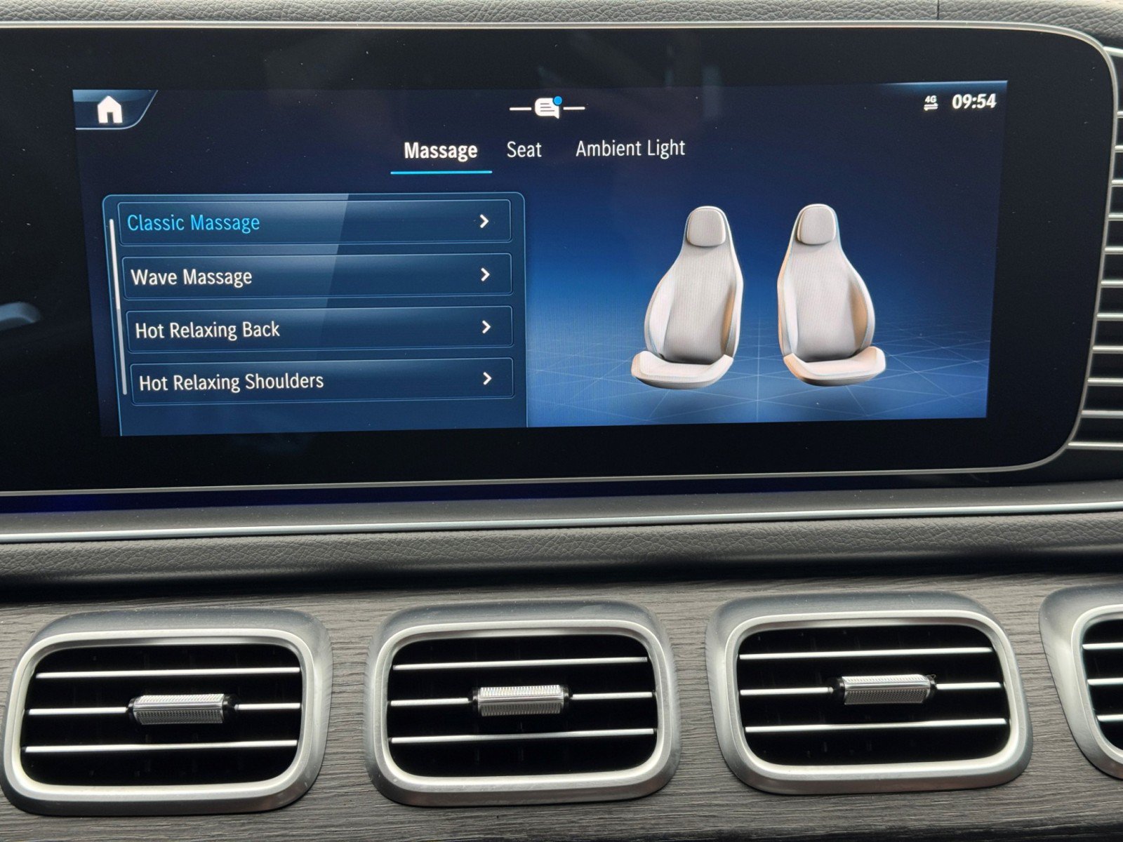 Used 2026 Mercedes-Benz GLS 580 4MATIC w/ Night Package image 30