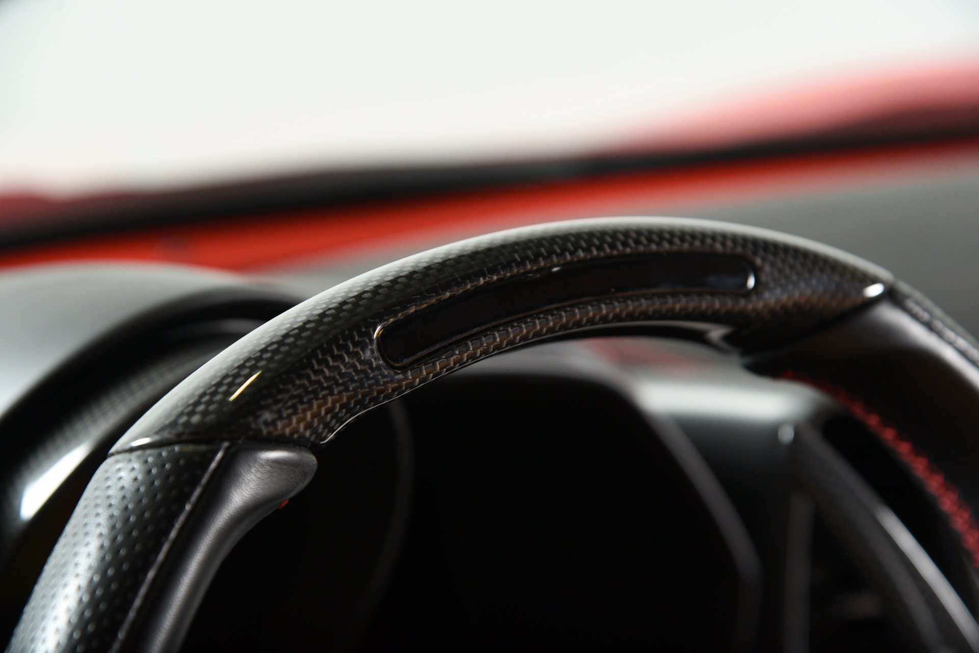 Used 2015 Ferrari 458 Italia Coupe RWD image 8