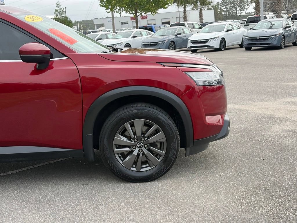 Certified 2022 Nissan Pathfinder SV FWD image 8