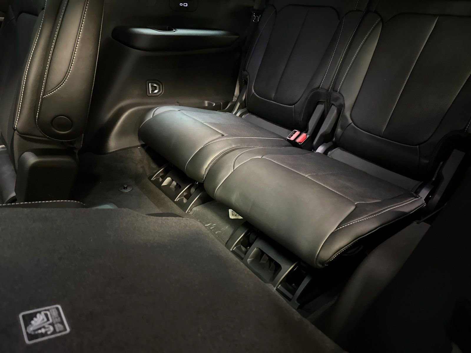 New 2026 Jeep Grand Cherokee L Limited AWD/4WD image 14