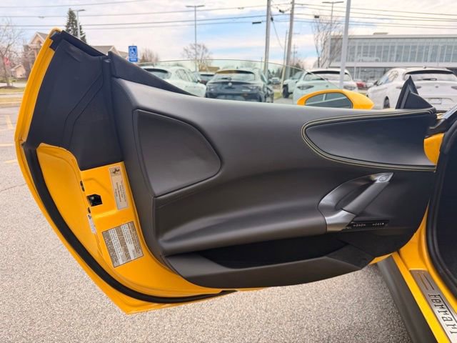 Used 2022 Ferrari SF90 Spider AWD/4WD image 23