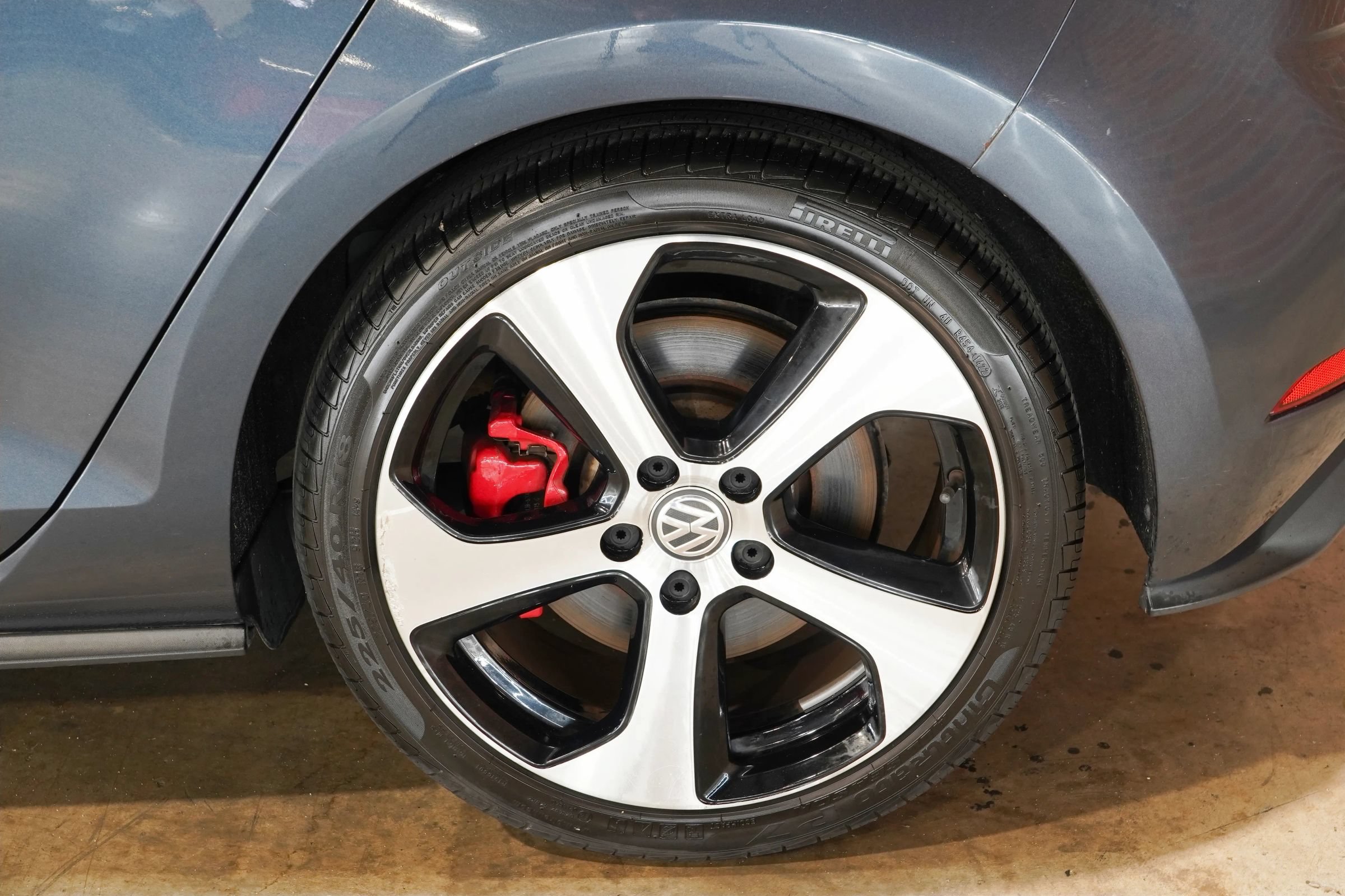 Used 2019 Volkswagen GTI S w/ Driver Assistance Package FWD image 43