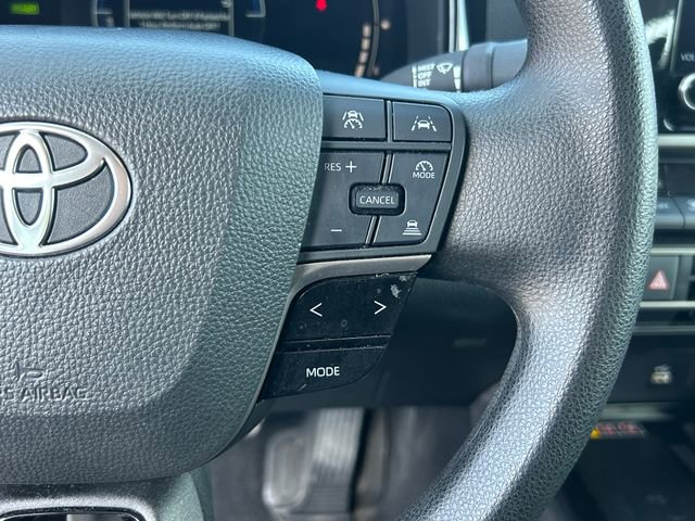 Used 2025 Toyota Camry LE FWD image 19