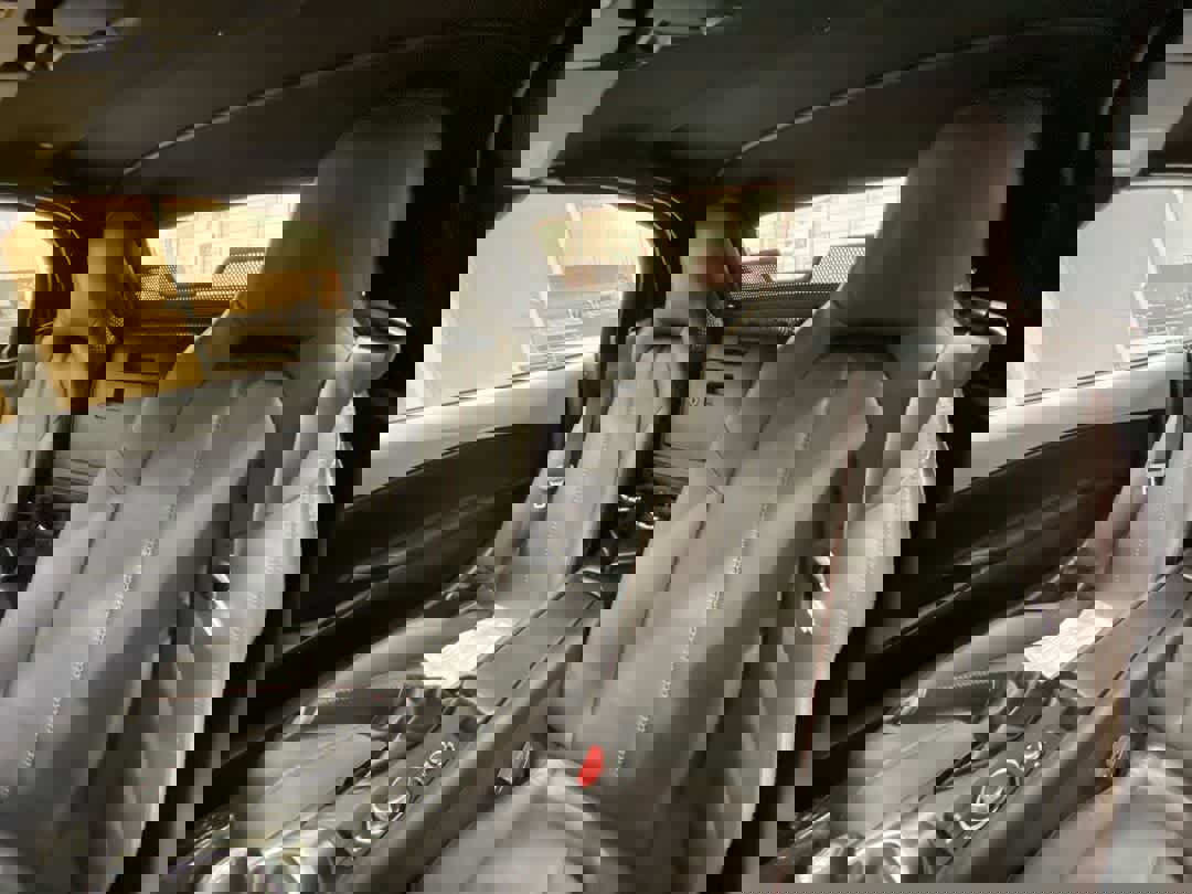 Used 2018 MAZDA MX-5 Miata Grand Touring w/ Appearance Package image 14