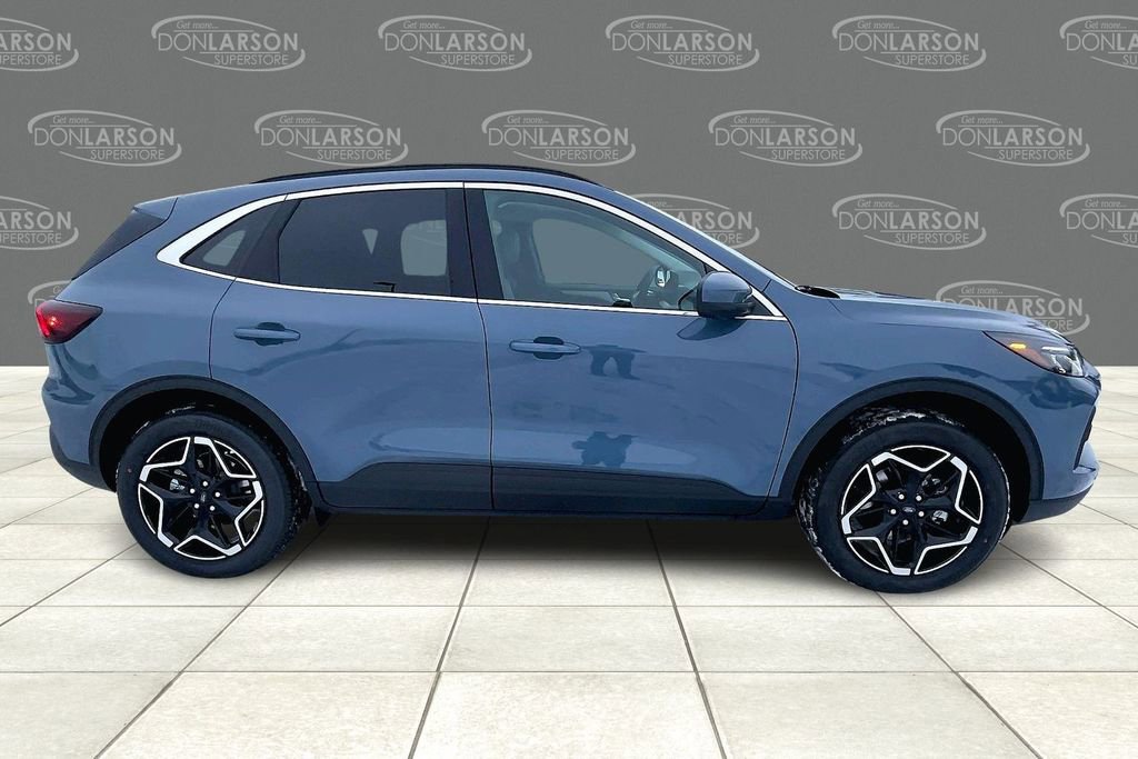 New 2026 Ford Escape Platinum w/ Premium Technology Package image 5