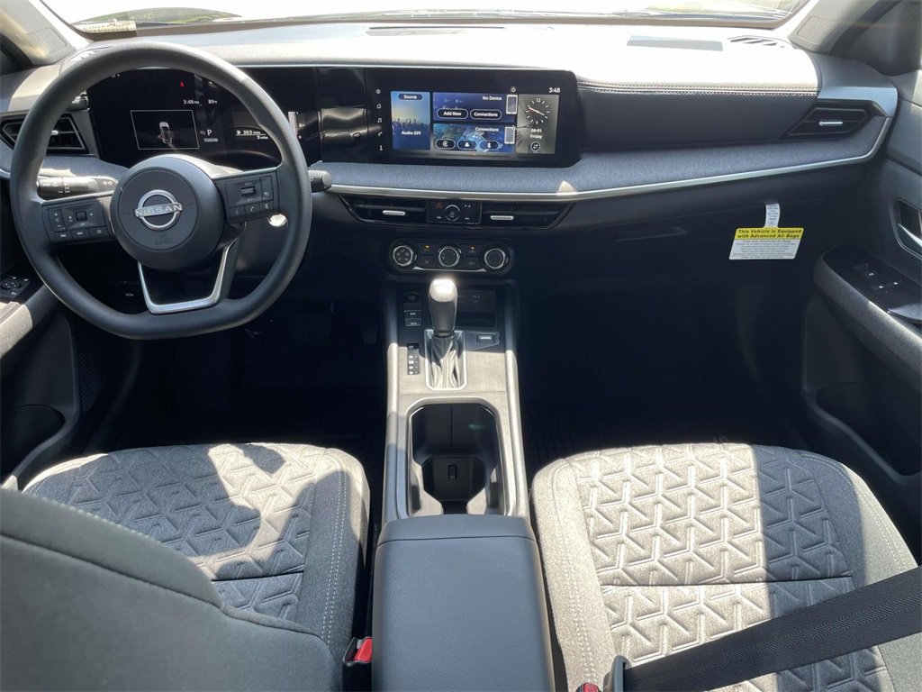 New 2025 Nissan Kicks SV w/ Illumination Package image 10