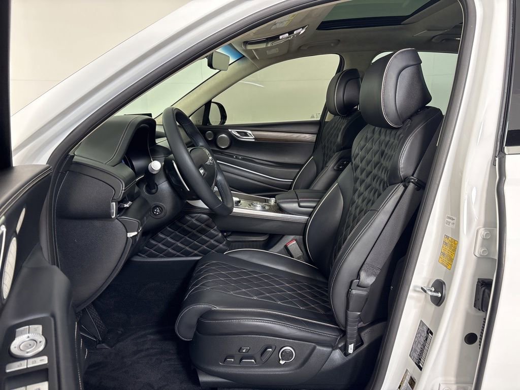 Used 2024 Genesis GV80 3.5T w/ Prestige Package image 14