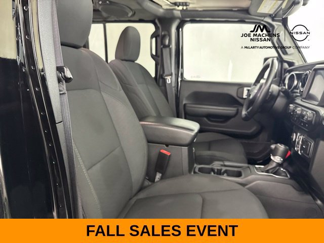 Used 2022 Jeep Wrangler Unlimited Sport AWD/4WD image 36