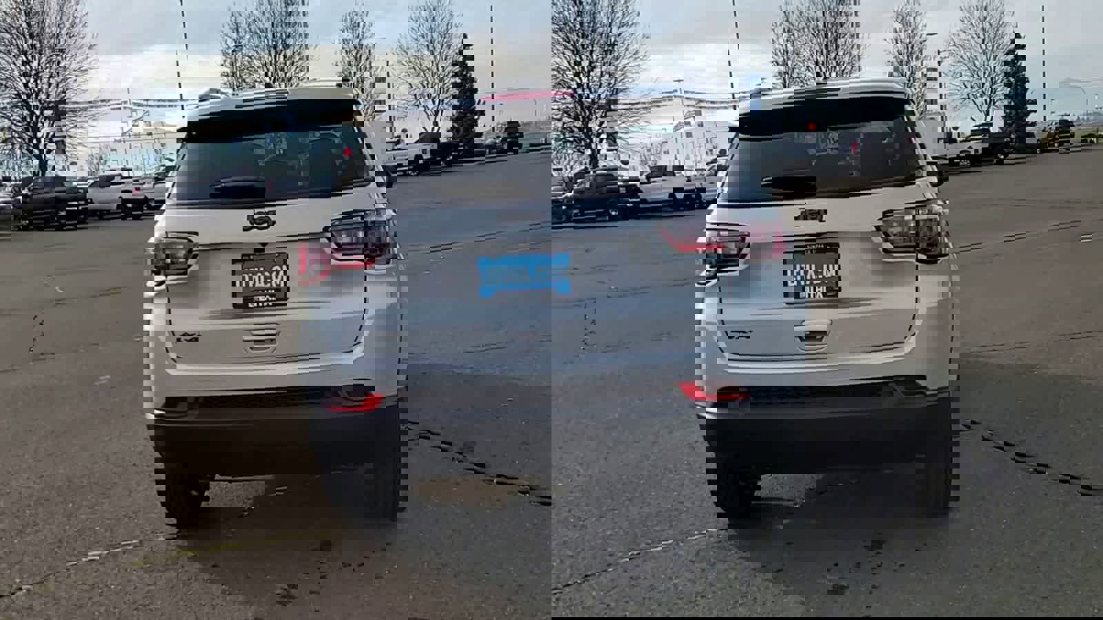 New 2026 Jeep Compass Latitude image 7