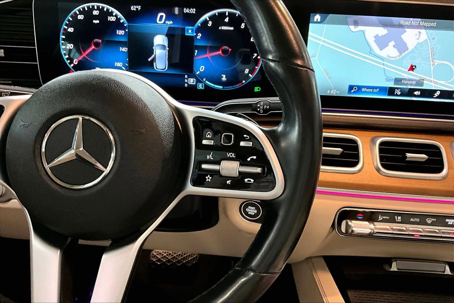 Used 2021 Mercedes-Benz GLE 350 4MATIC image 25
