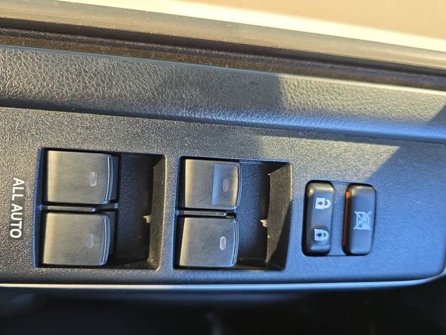 Used 2018 Toyota 4Runner SR5 image 27