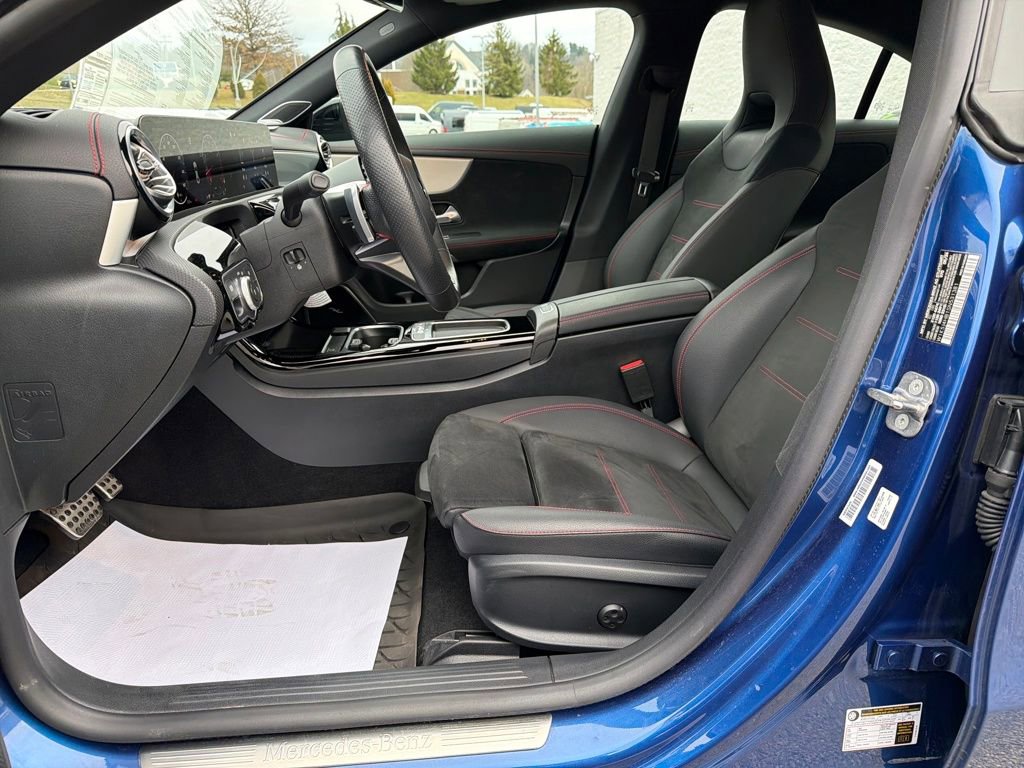 Used 2025 Mercedes-Benz CLA 250 4MATIC image 6