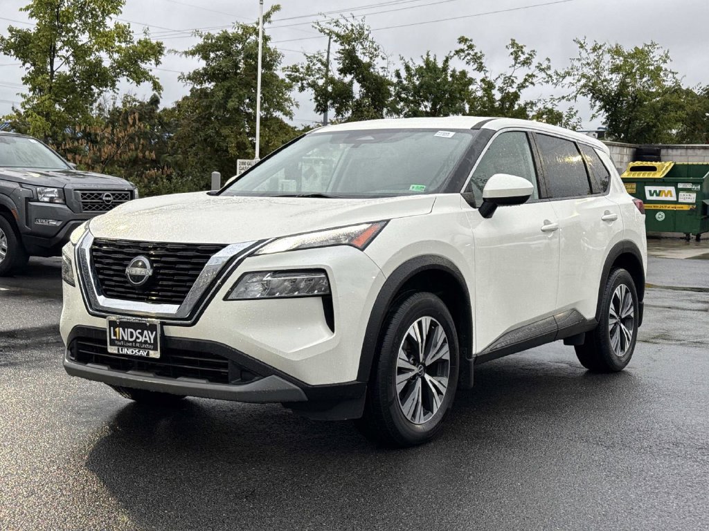 Used 2023 Nissan Rogue SV AWD/4WD image 6
