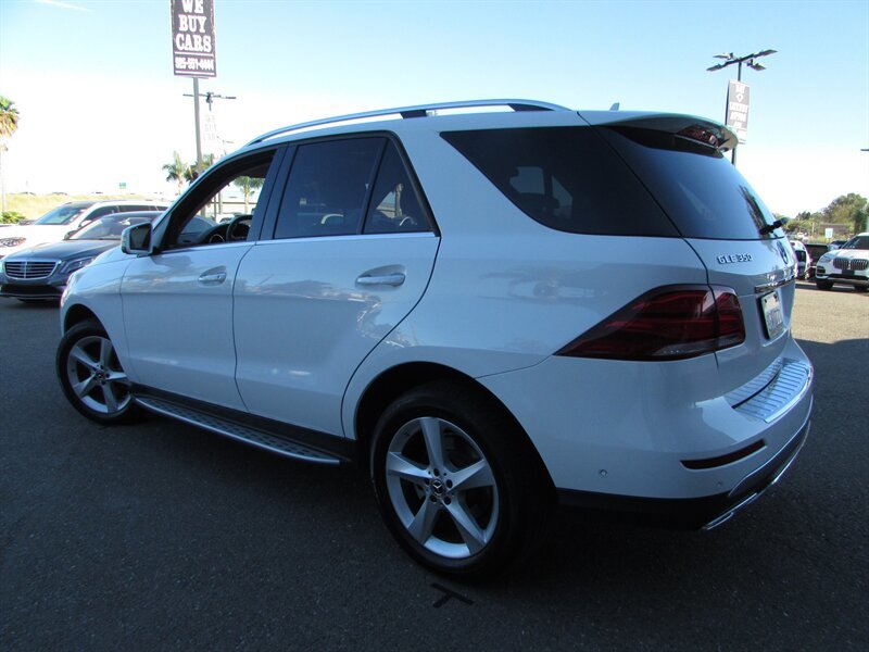 Used 2018 Mercedes-Benz GLE 350 4MATIC image 3